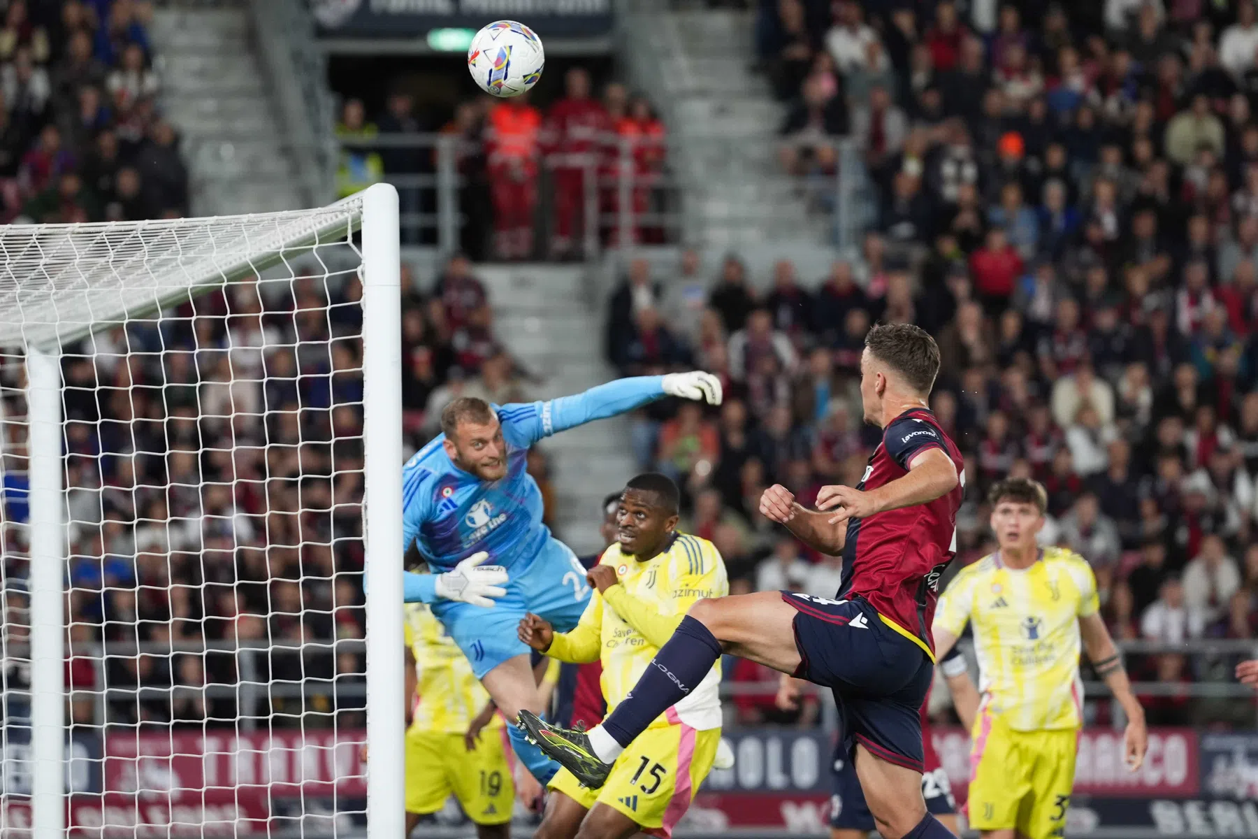 Bologna houdt Juve in bedwang en kan zich richten op duels met AC Milan 