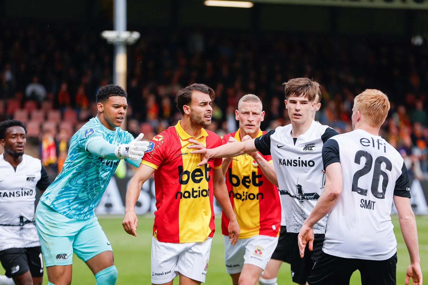 Llansana verbaast zich over Goes: 'Waarom zeg je dat dan?'