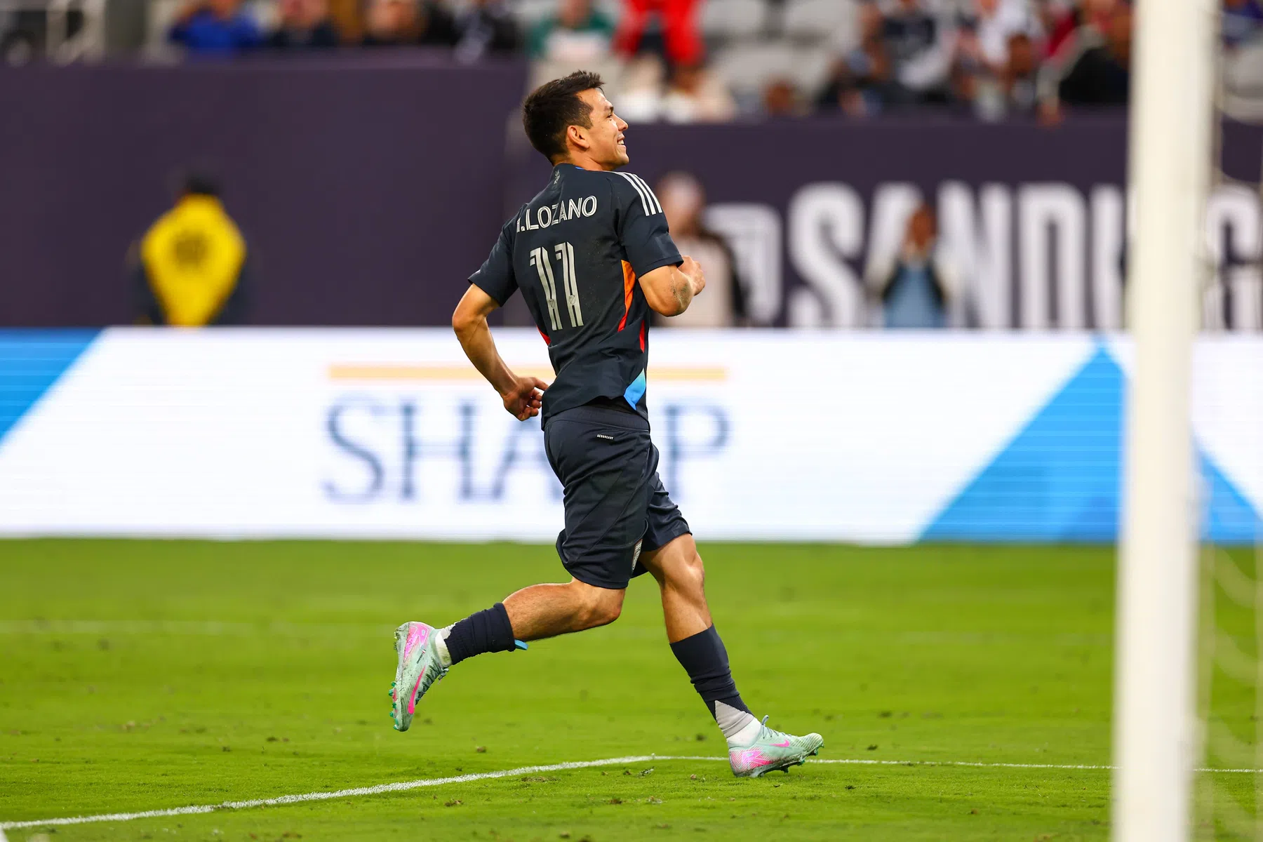 Twee goals én twee assists: Lozano swingt bij San Diego en wordt gekroond 