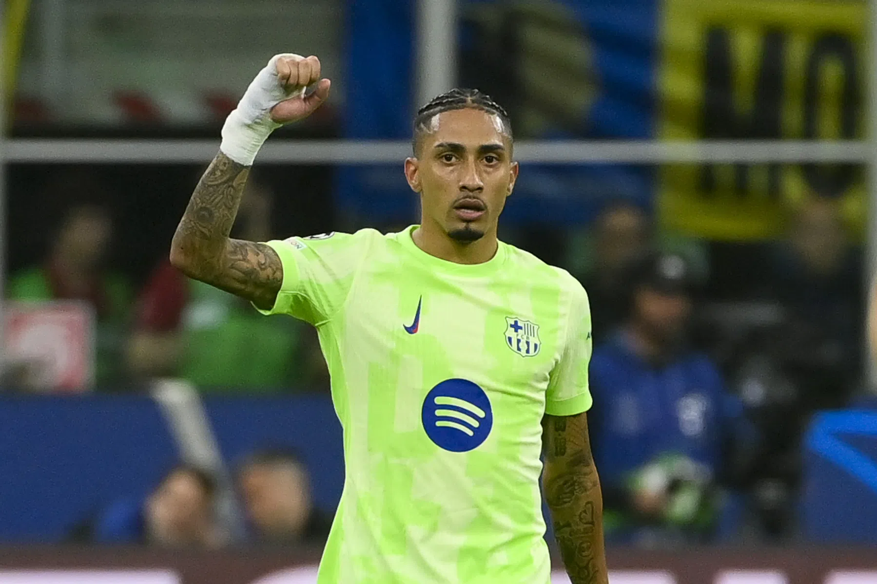 Raphinha sluit memorabele CL-campagne af met evenaring record Ronaldo