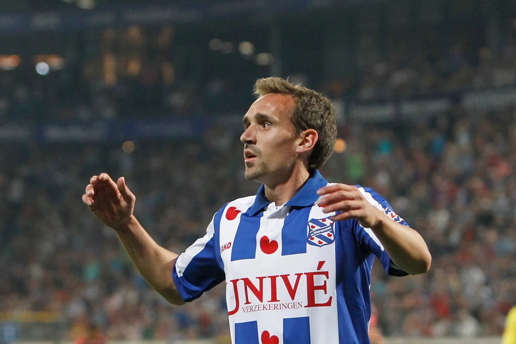Voormalig Heerenveen-speler Kums stopt met voetballen