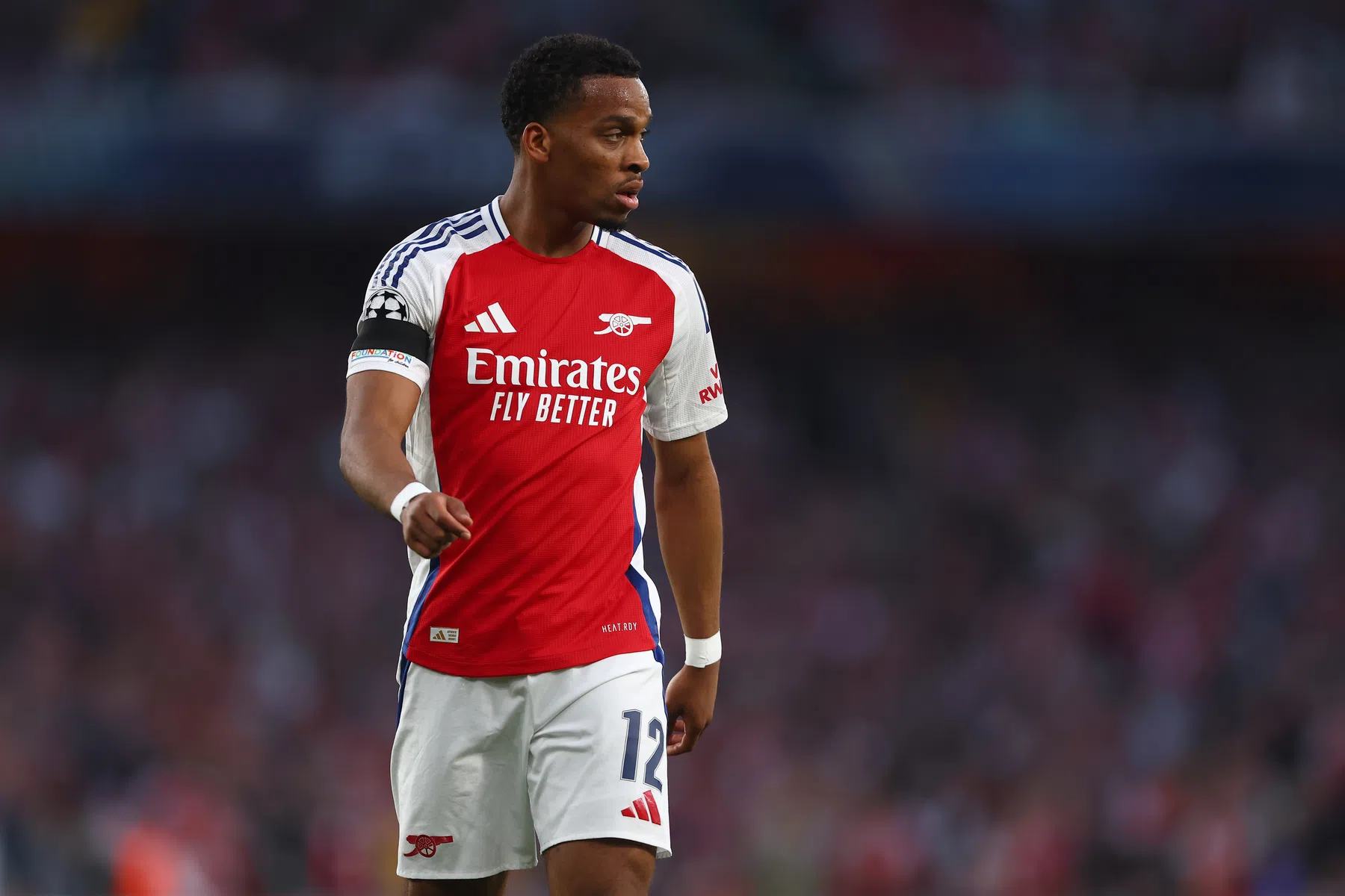 Basisplek voor teruggekeerde Timber in kraker van Arsenal bij PSG 