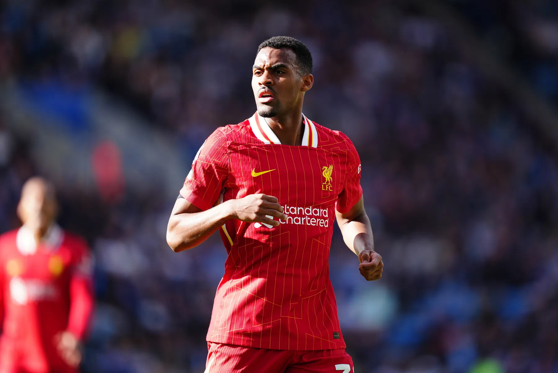 Gravenberch legt uit hoe zijn Ajax-tijd hem helpt bij Liverpool