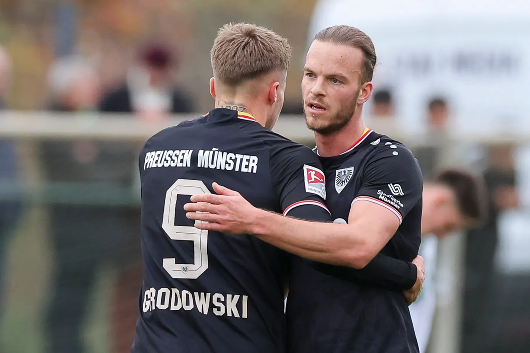 Köln ontsnapt na ontslag succescoach, Jorrit Hendrix schittert