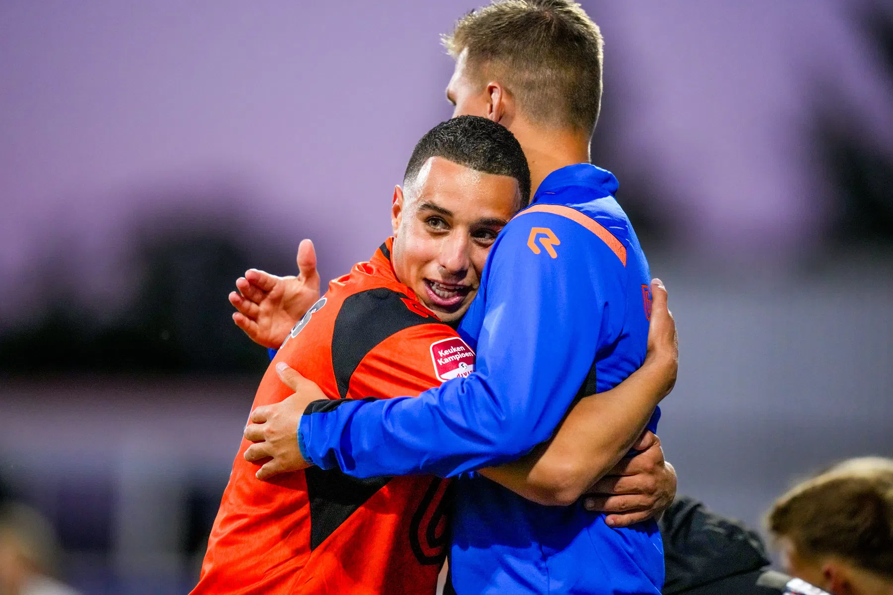 Promovendi Volendam en Excelsior sluiten af met nederlaag, record Ould-Chikh