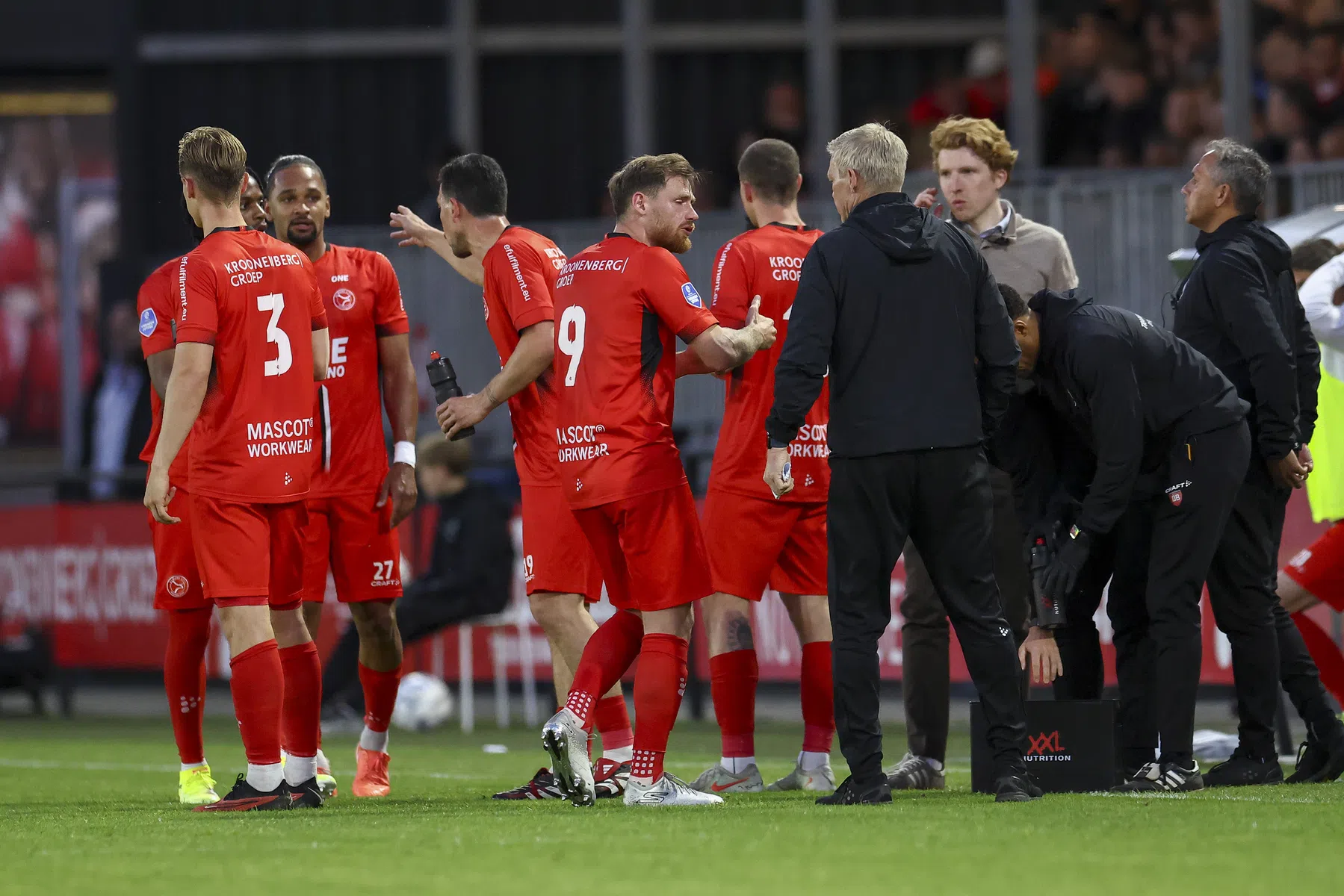 Almere móet winnen van Fortuna en AZ: 'We blijven erin geloven'