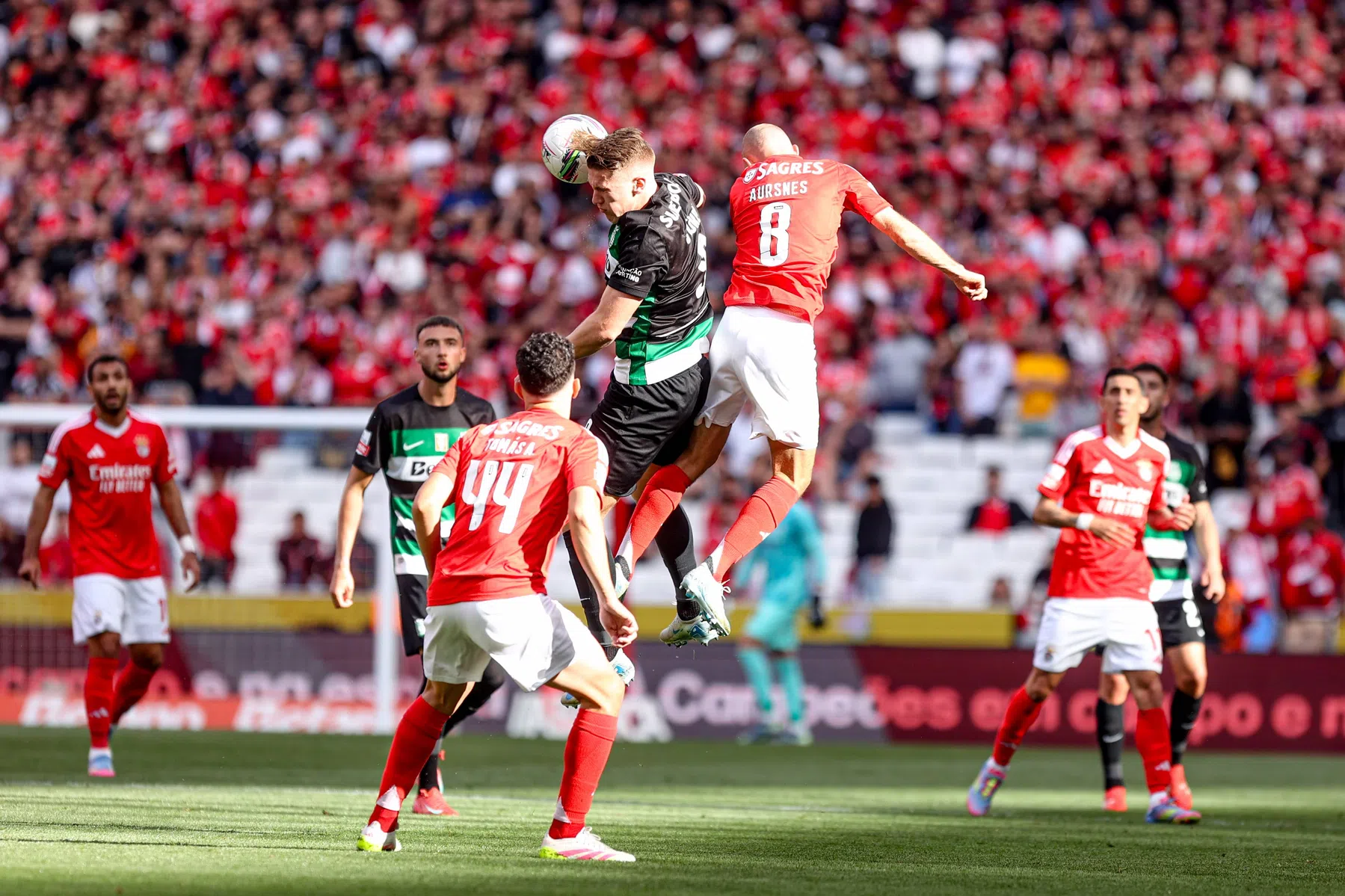 Geweldige actie Pavlidis voorkomt landstitel Sporting tijdens kampioenskraker