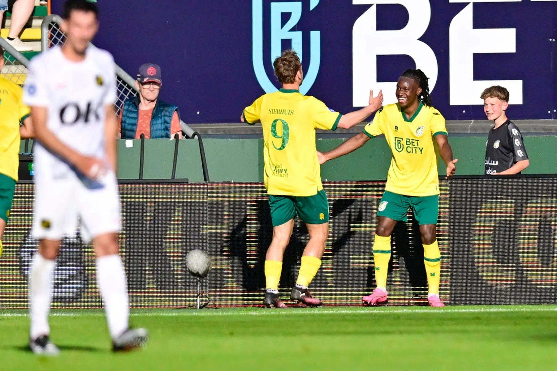 Fortuna Sittard houdt Europese droom levend met zege op NAC