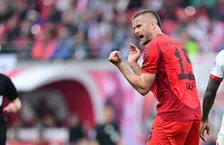 Thumbnail for article: Dier (31) verlaat Bayern en wordt ploeggenoot van Teze