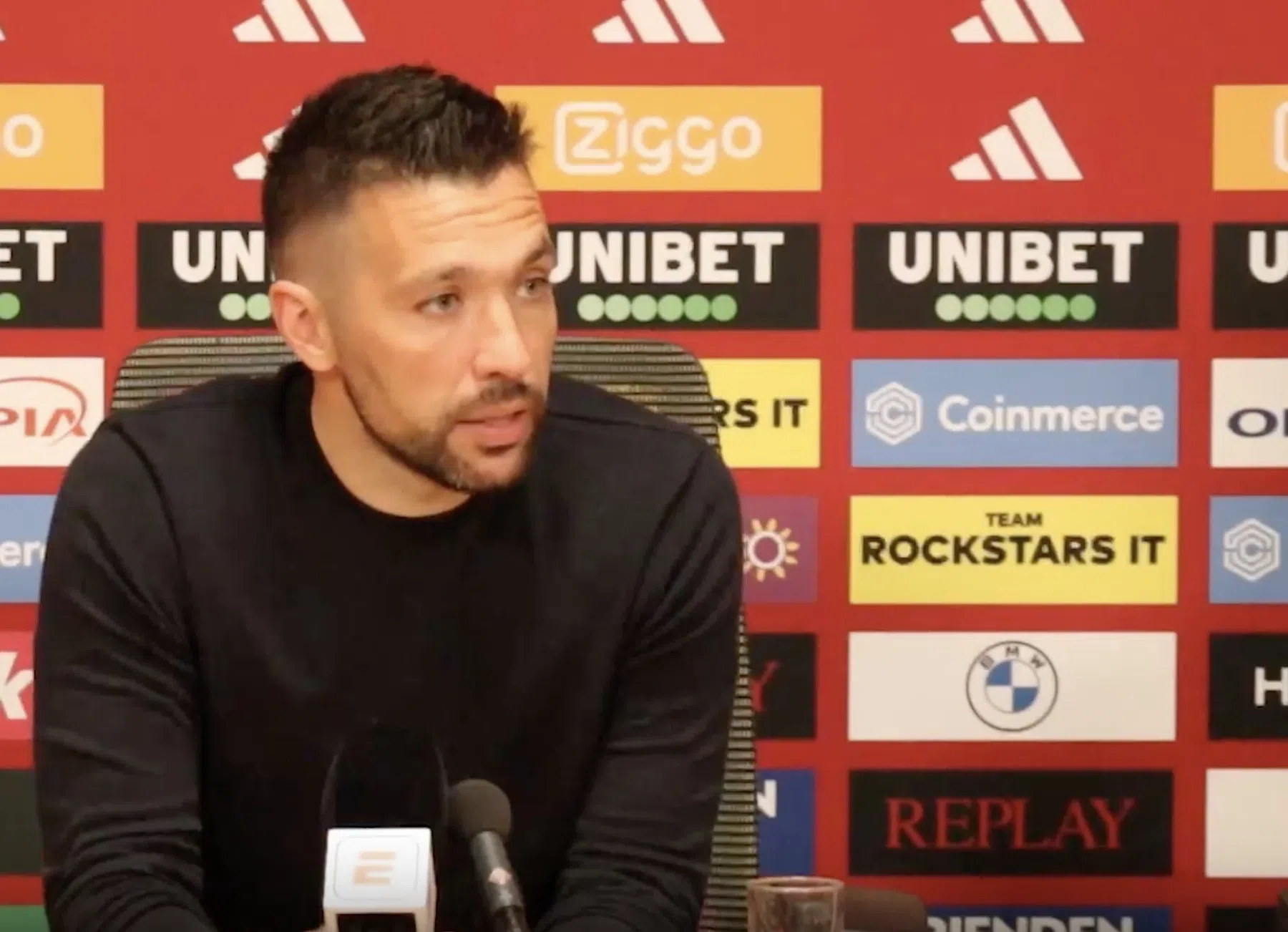 Farioli steunt emotionele Weghorst: 'Snap ik volledig'