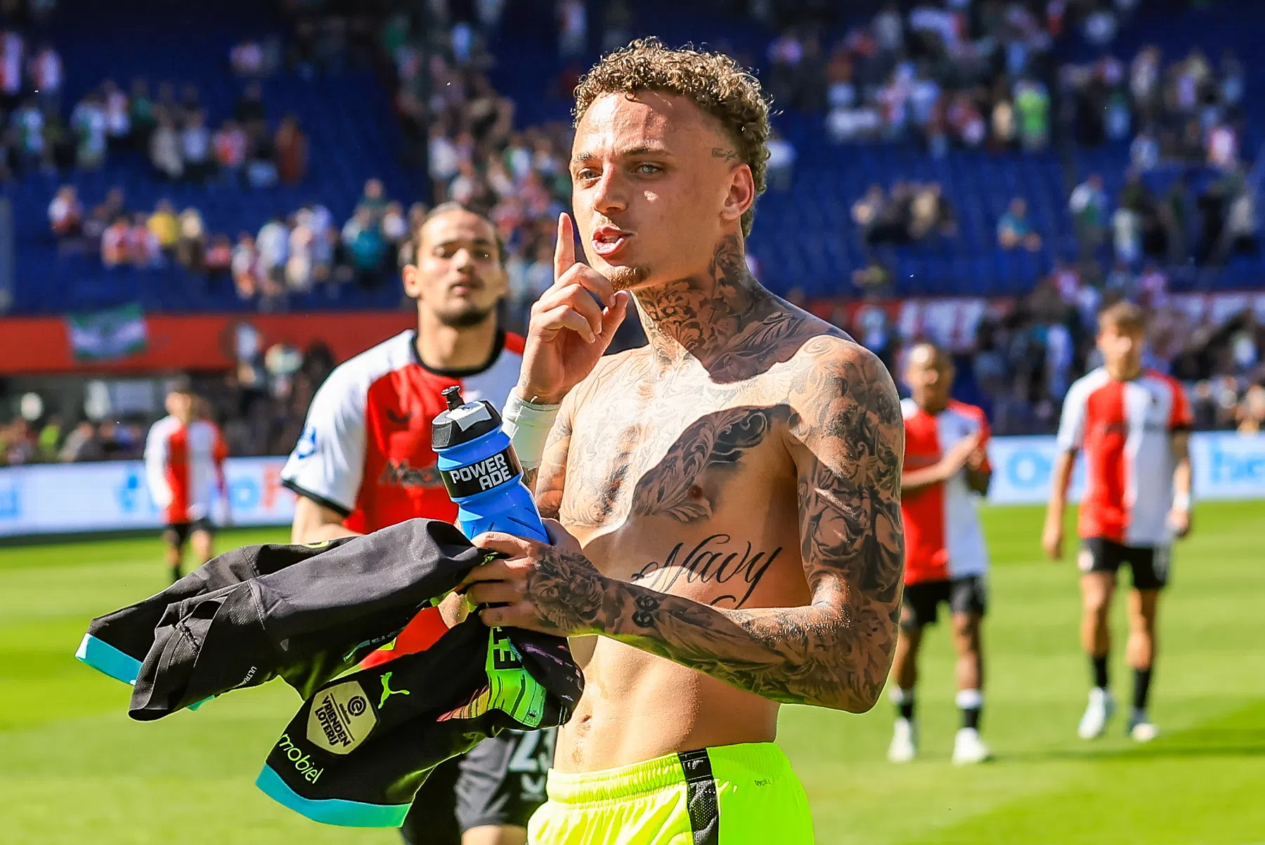 Lang: 'Heb vijf keer gescoord tegen ze, ze moeten lekker blijven fluiten'