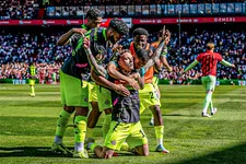 Thumbnail for article: 'Kampioensgoal van Lang? Dat zou wel bij dit seizoen passen'