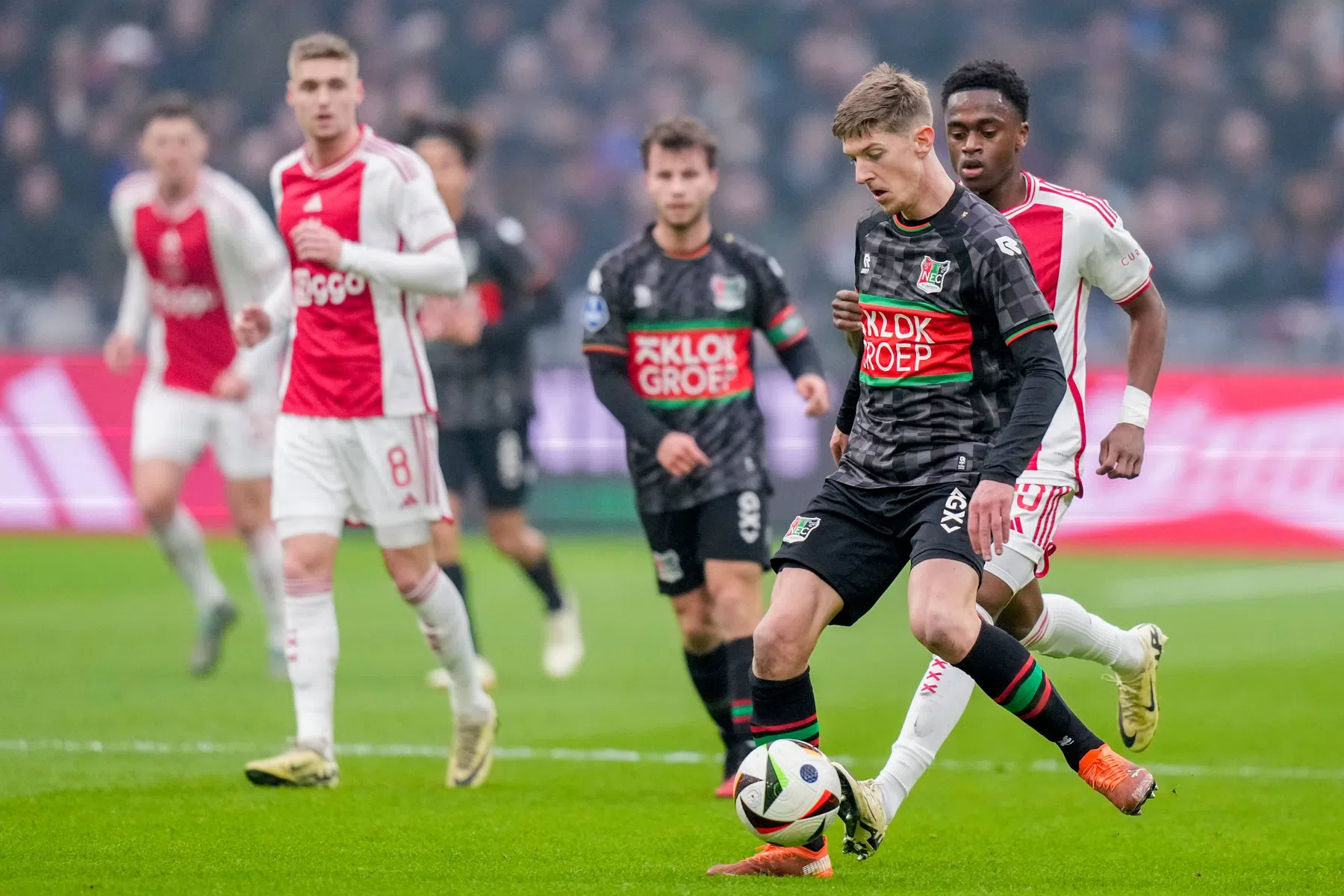 NEC-thuis op basis van verleden ideaal affiche voor Ajax
