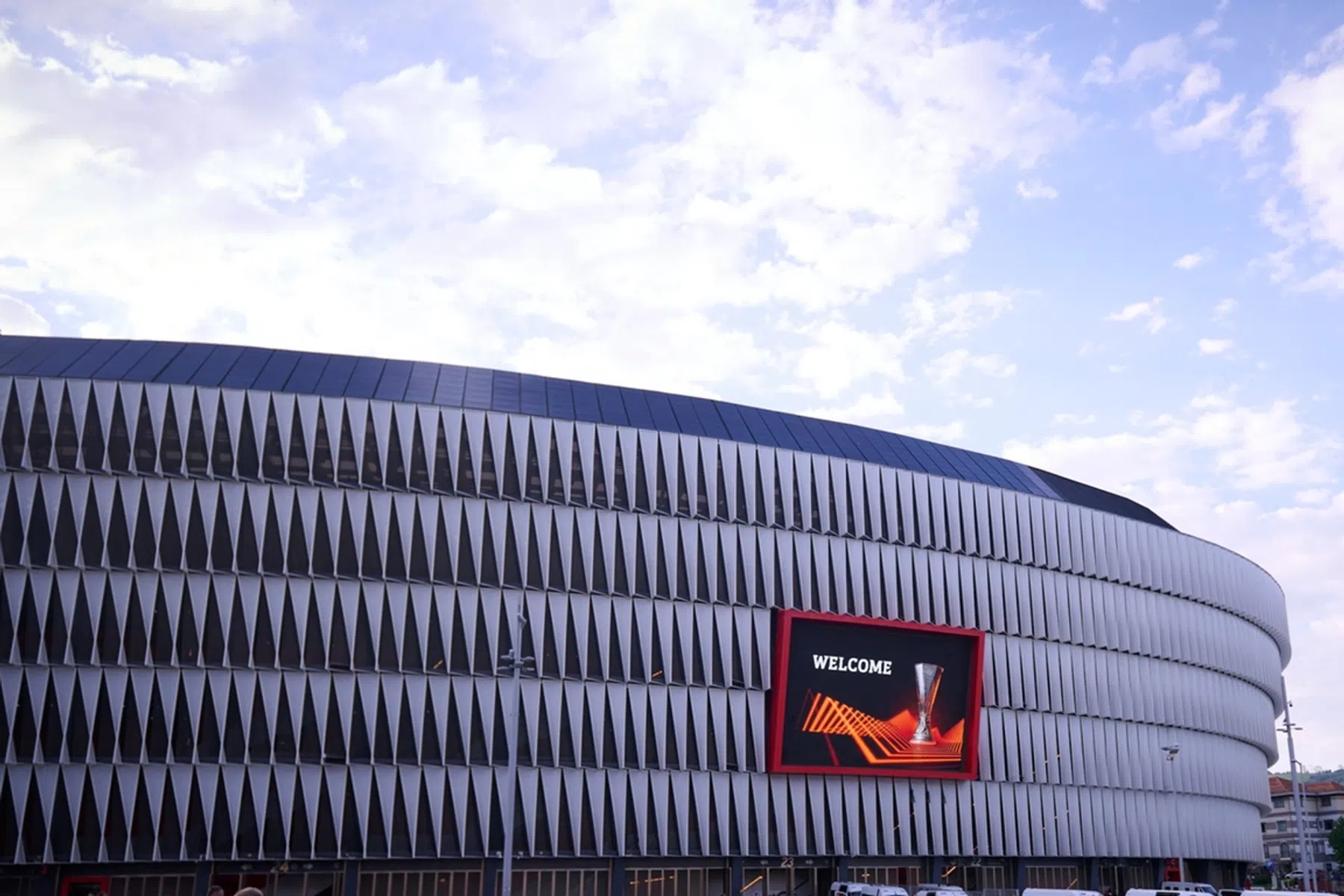 Man United-medewerkers krijgen géén kaarten voor EL-finale, die van Spurs wel