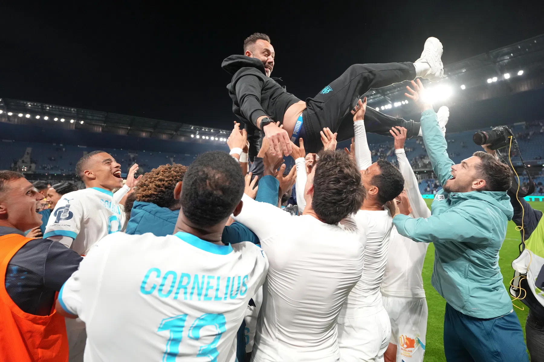 De Zerbi noemt mogelijke tweede plek Marseille 'groter dan een mirakel'