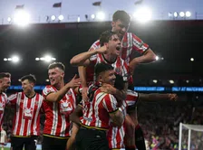Thumbnail for article: Recordzege Sheffield verhult zware strijd: 'Nog niet eerder meegemaakt'