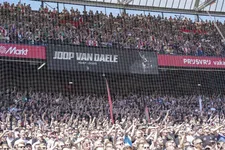 Thumbnail for article: Dick Voormekaar Podcast Extra: de mooiste herinneringen aan Joop van Daele 