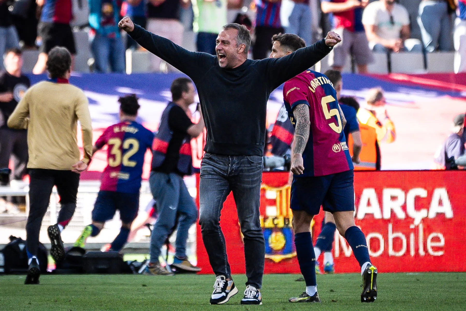 Flick wil niet vooruitlopen op contractnieuws en festiviteiten bij Barça