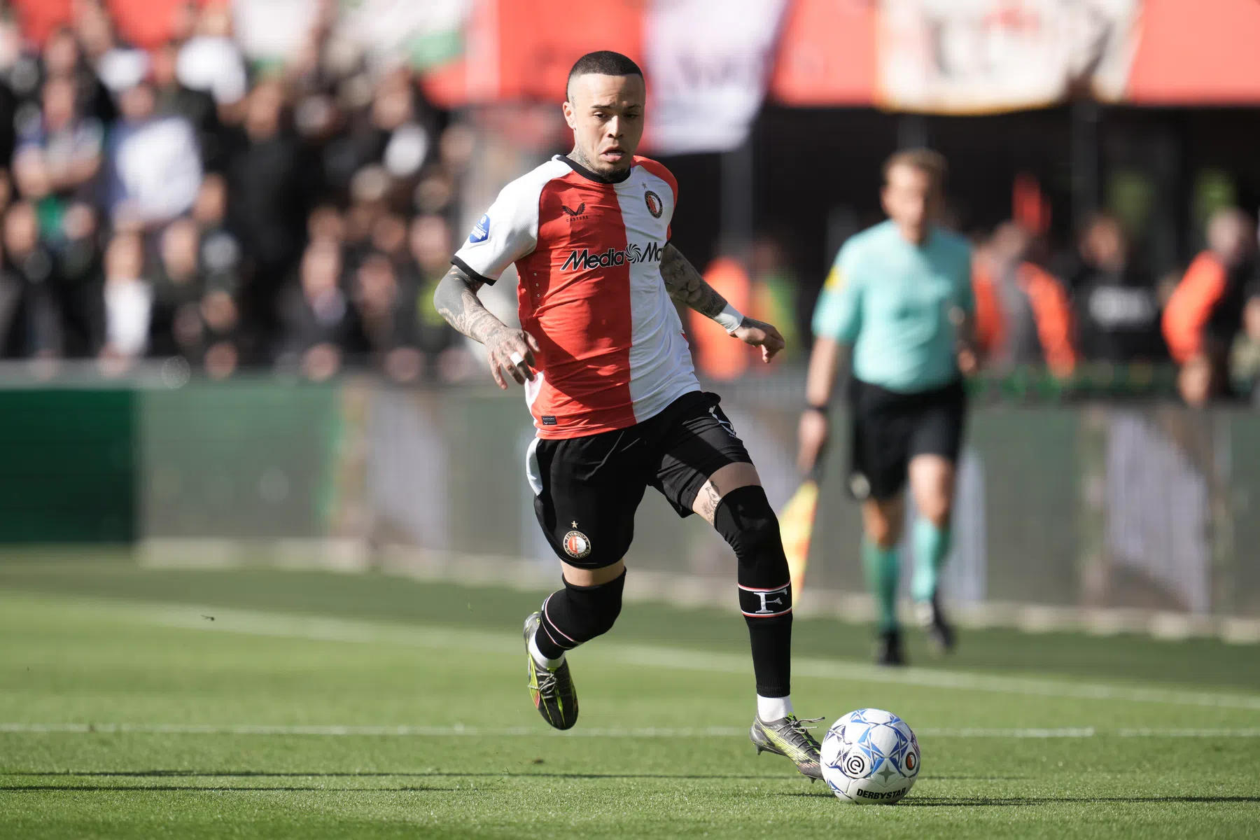 Opstelling Feyenoord: Van Persie gooit het om in laatste thuiswedstrijd 