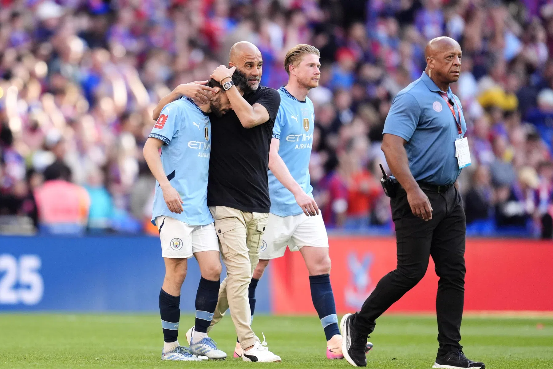 Guardiola verschaft duidelijkheid over zijn rol bij penaltywissel