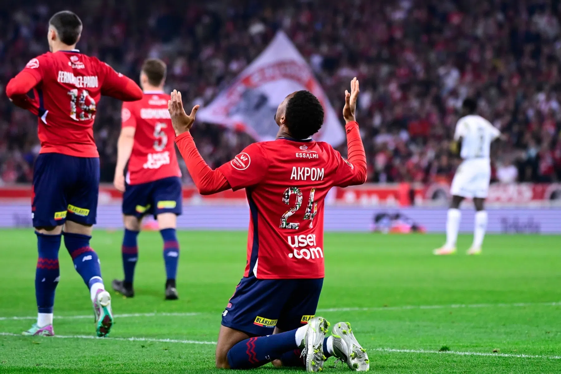 Lille neemt afscheid van Ajax-huurling Akpom