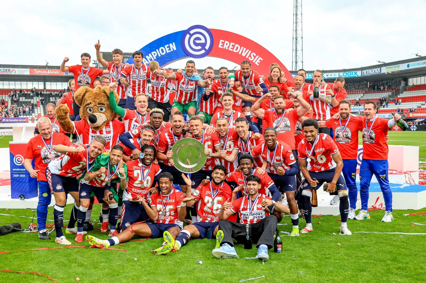 PSV pakt naast titel ook doelpuntenrecord