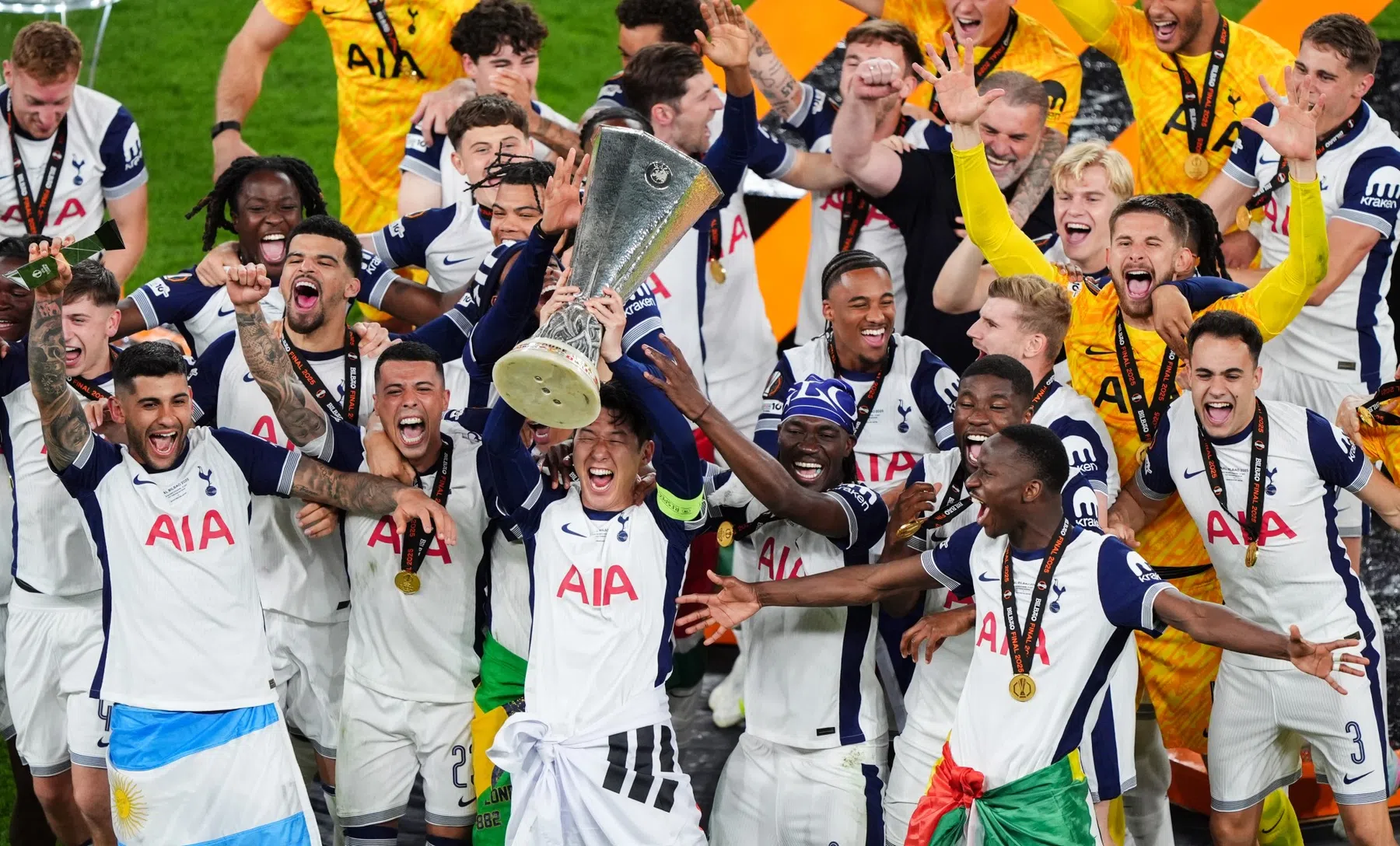 UEFA in verlegenheid: waarom Son moest wachten op een medaille
