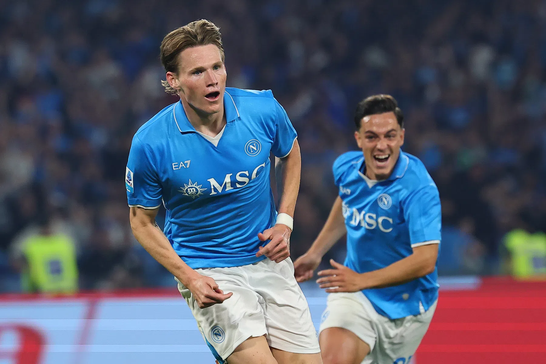 Heerlijke goal McTominay opmaat voor vierde Scudetto Napoli 
