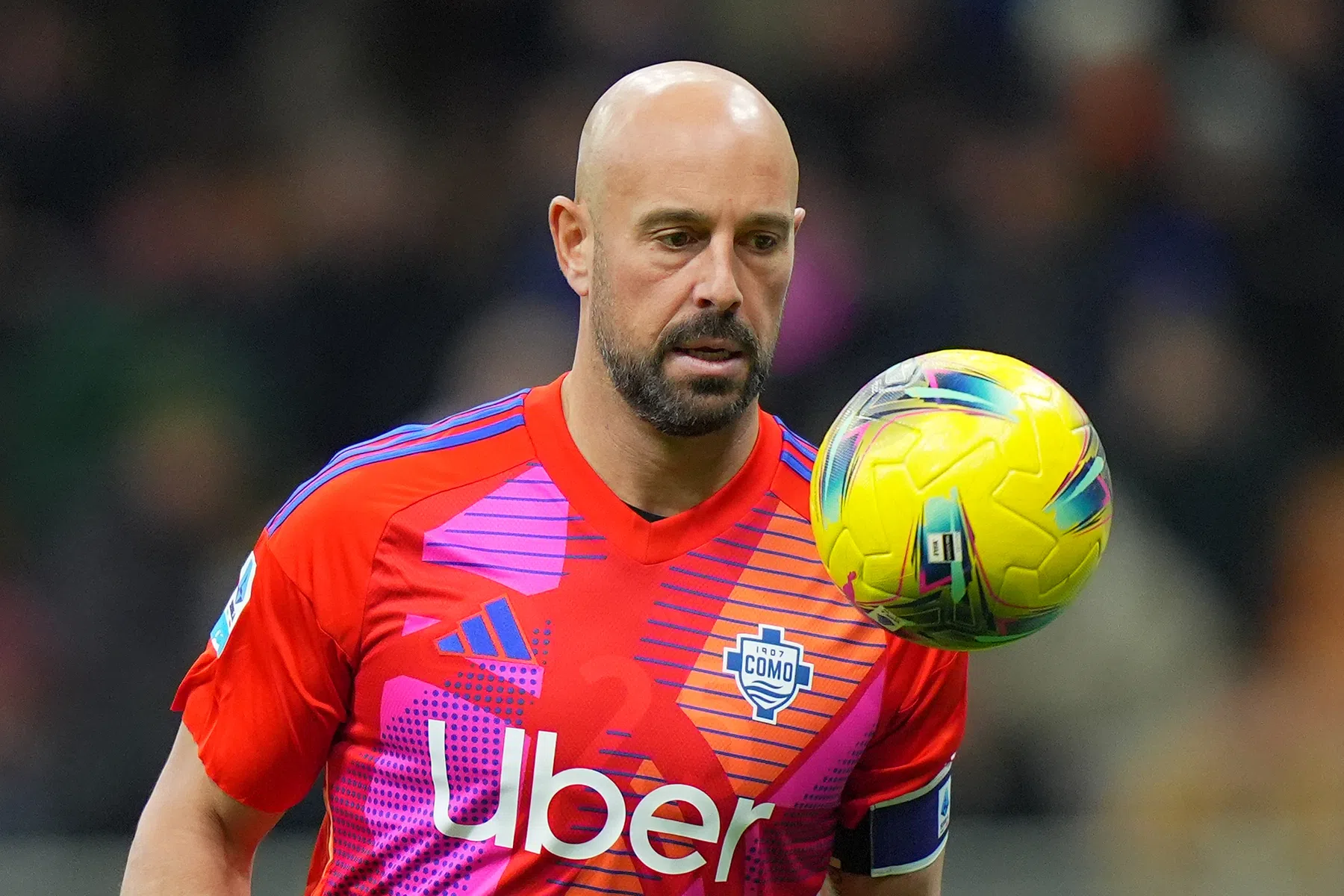 Triest einde van schitterende carrière: Pepe Reina met rood van het veld