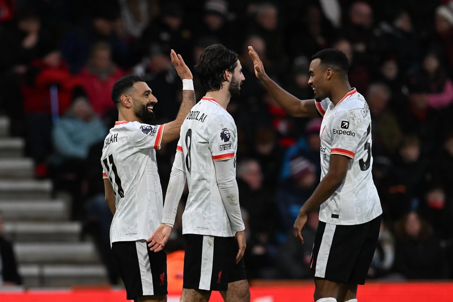 Gravenberch en Salah vallen in de seizoensprijzen van de Premier League