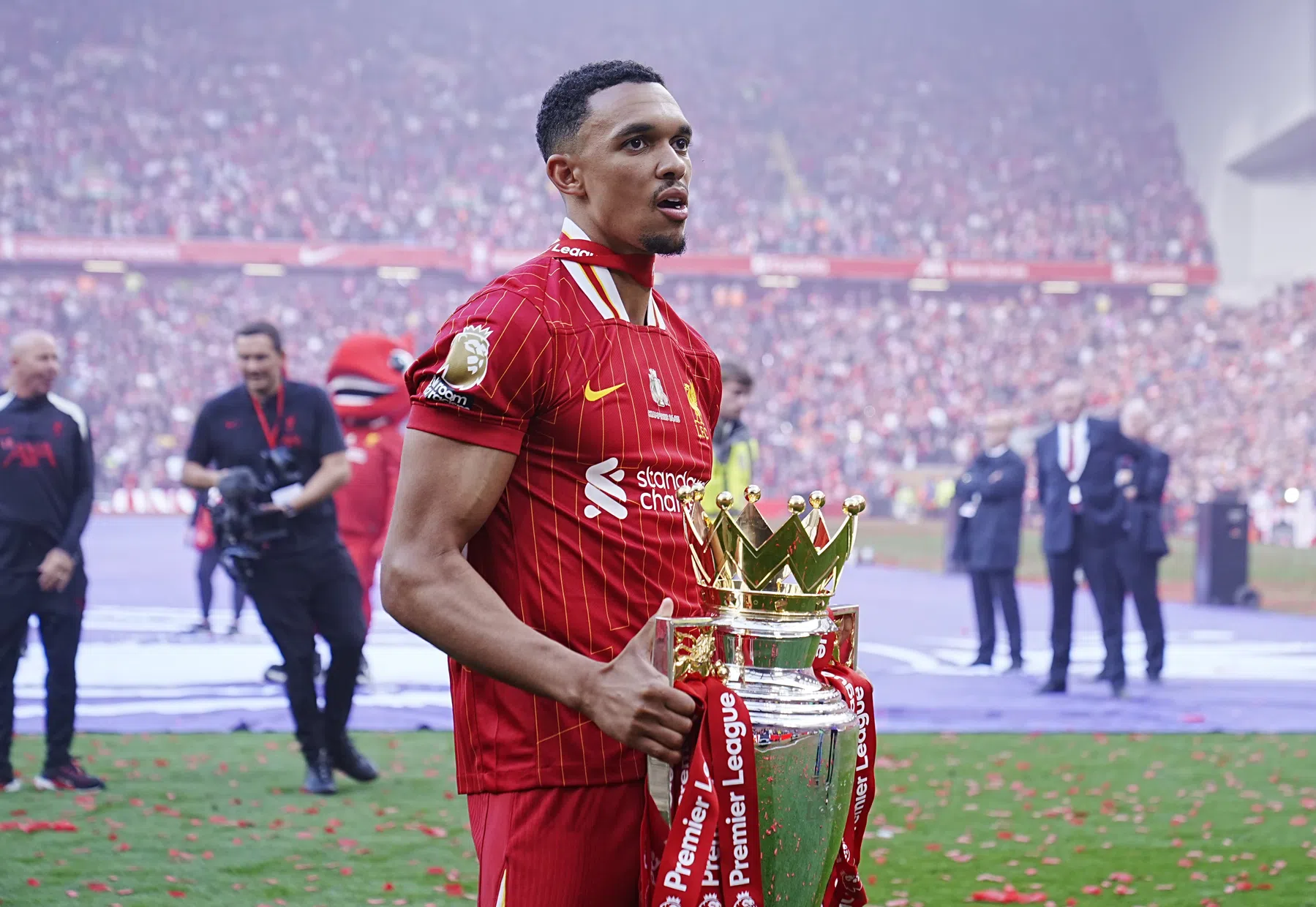 De tranen van Trent: emotioneel afscheid bij jeugdliefde Liverpool
