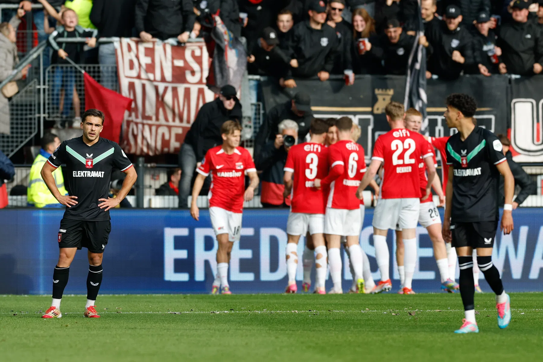 Sensationele comeback tegen FC Twente levert AZ Europees ticket op