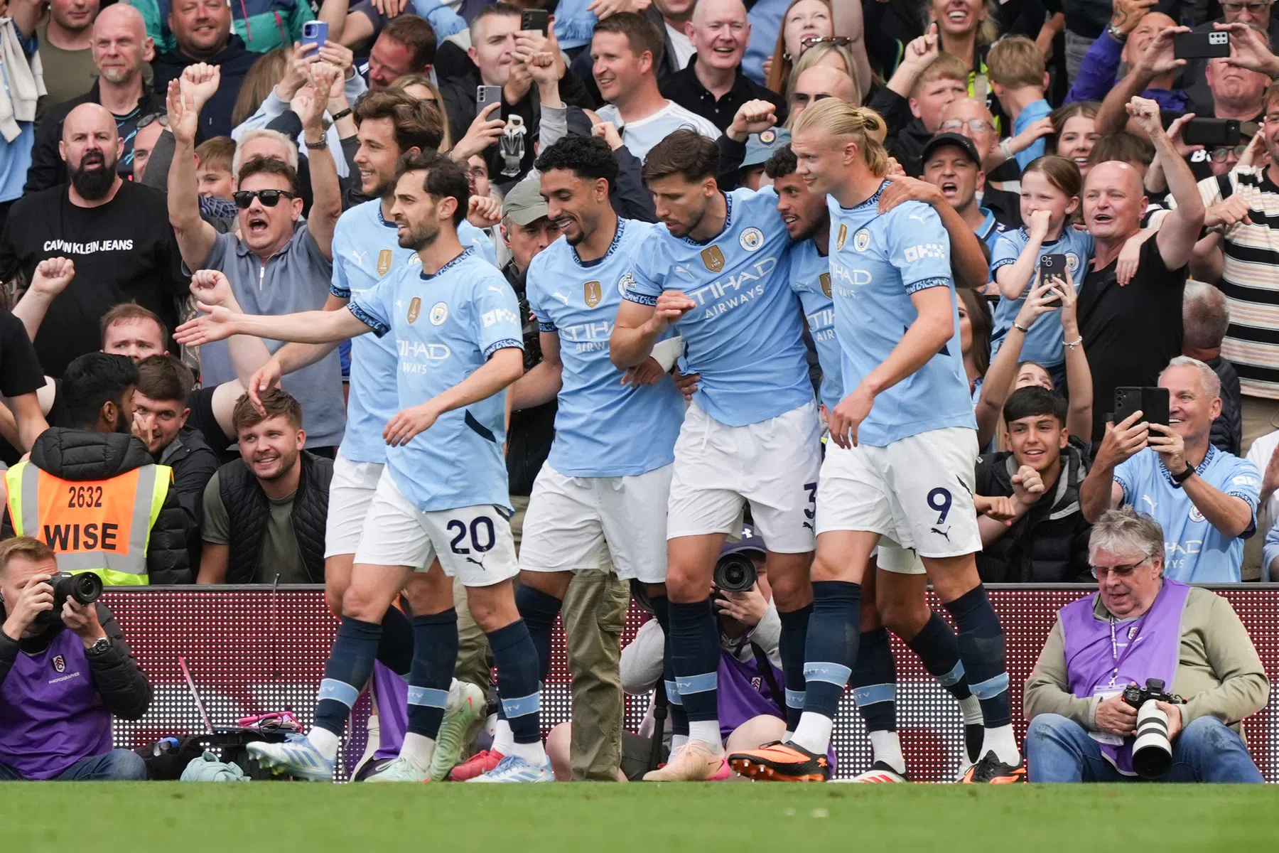 City, Chelsea én Newcastle naar Champions League: enorme woede bij Villa