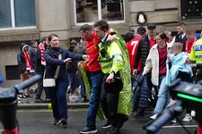 Thumbnail for article: Liverpool komt met statement na incident tijdens huldiging