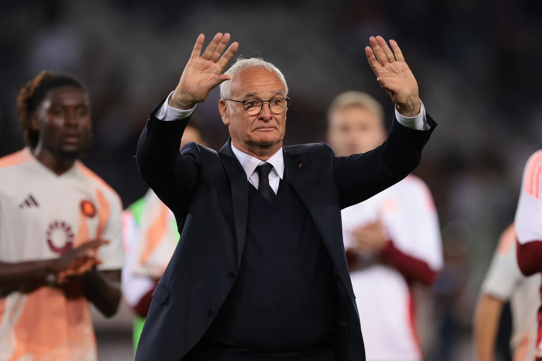 Afzwaaiende Ranieri: 'Ongelooflijk dat nieuwe trainer Roma nog niet is uitgelekt' 