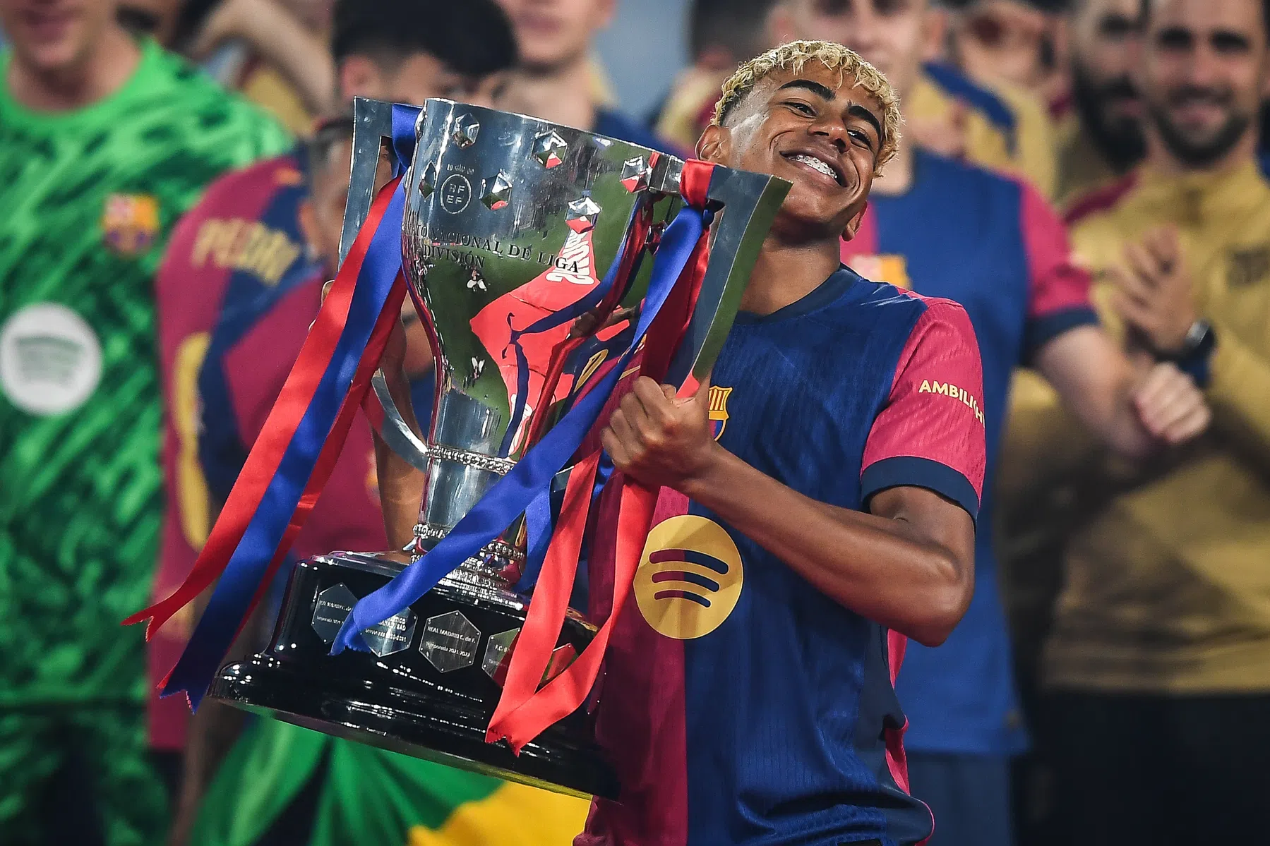 Barça bezegelt toekomst met Lamine Yamal voor zijn achttiende verjaardag