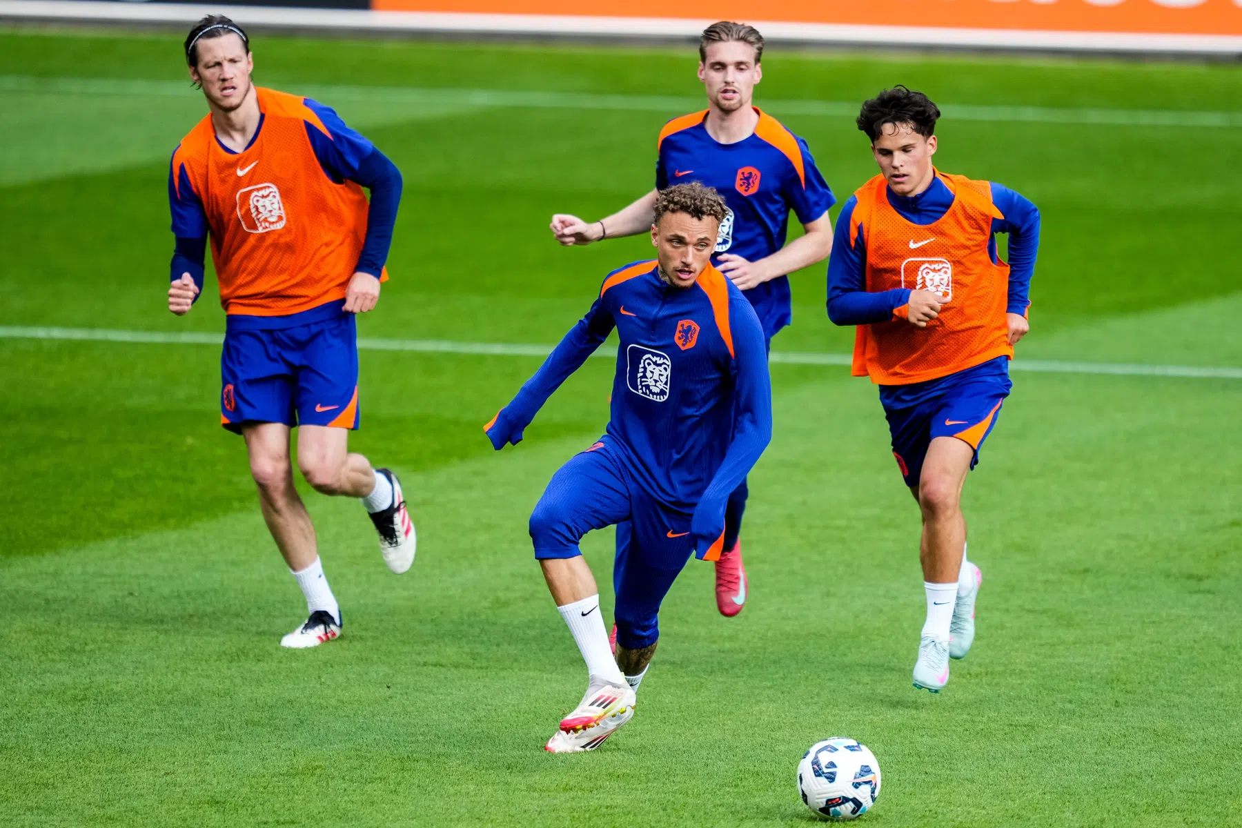 Zeven Oranje-internationals begonnen aan driedaagse trainingsstage