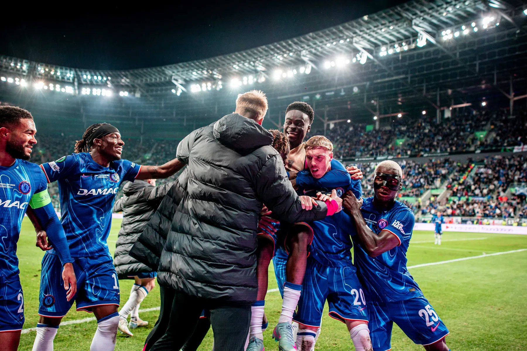 Geniale Palmer leidt Chelsea ten koste van Betis naar winst Conference League