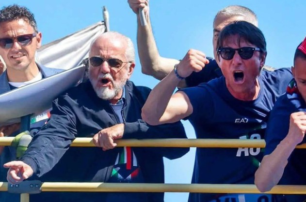 Napoli-voorzitter bevestigt: kampioenenmaker Conte blijft toch aan