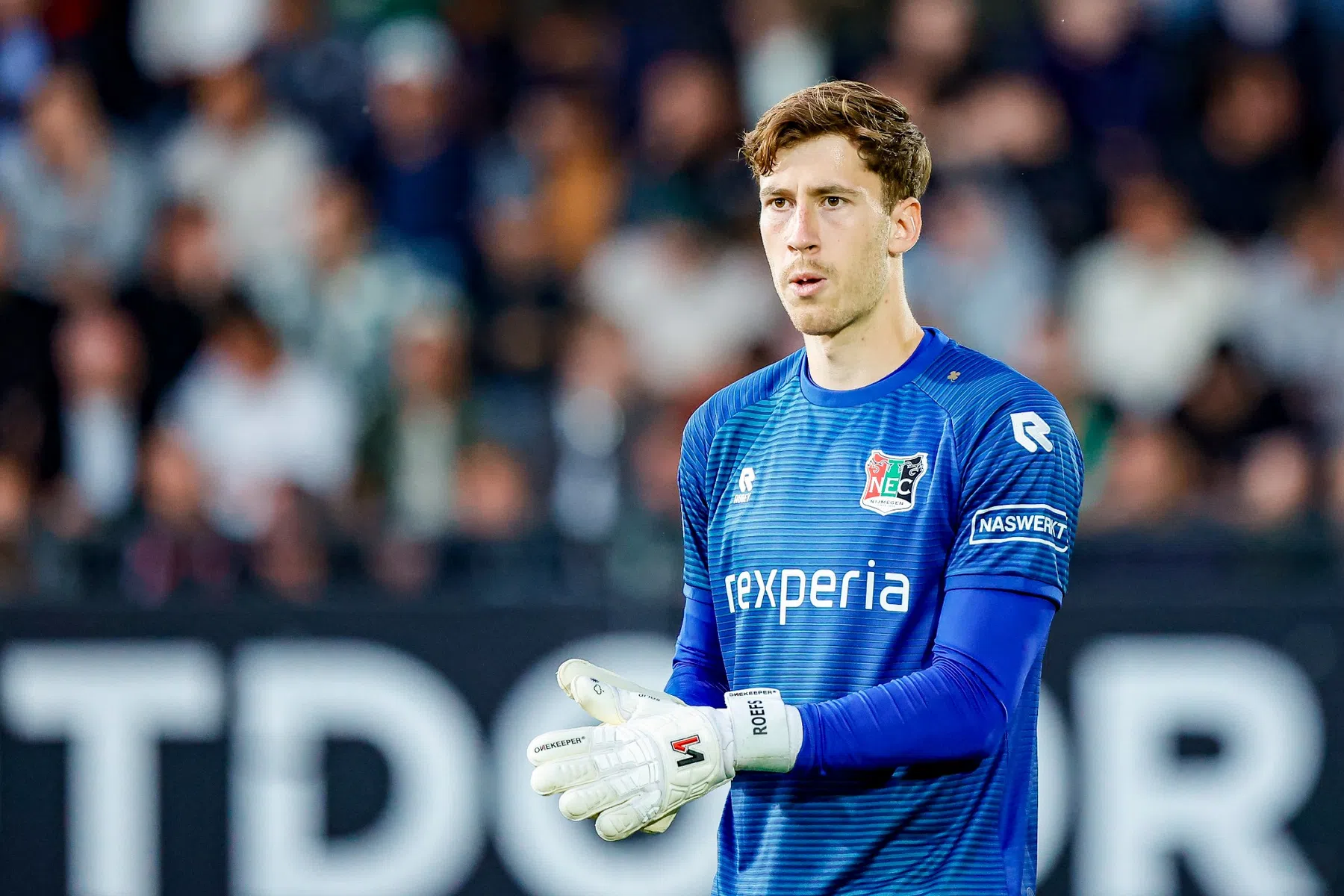 Ajax laat oog vallen op NEC-keeper Roefs