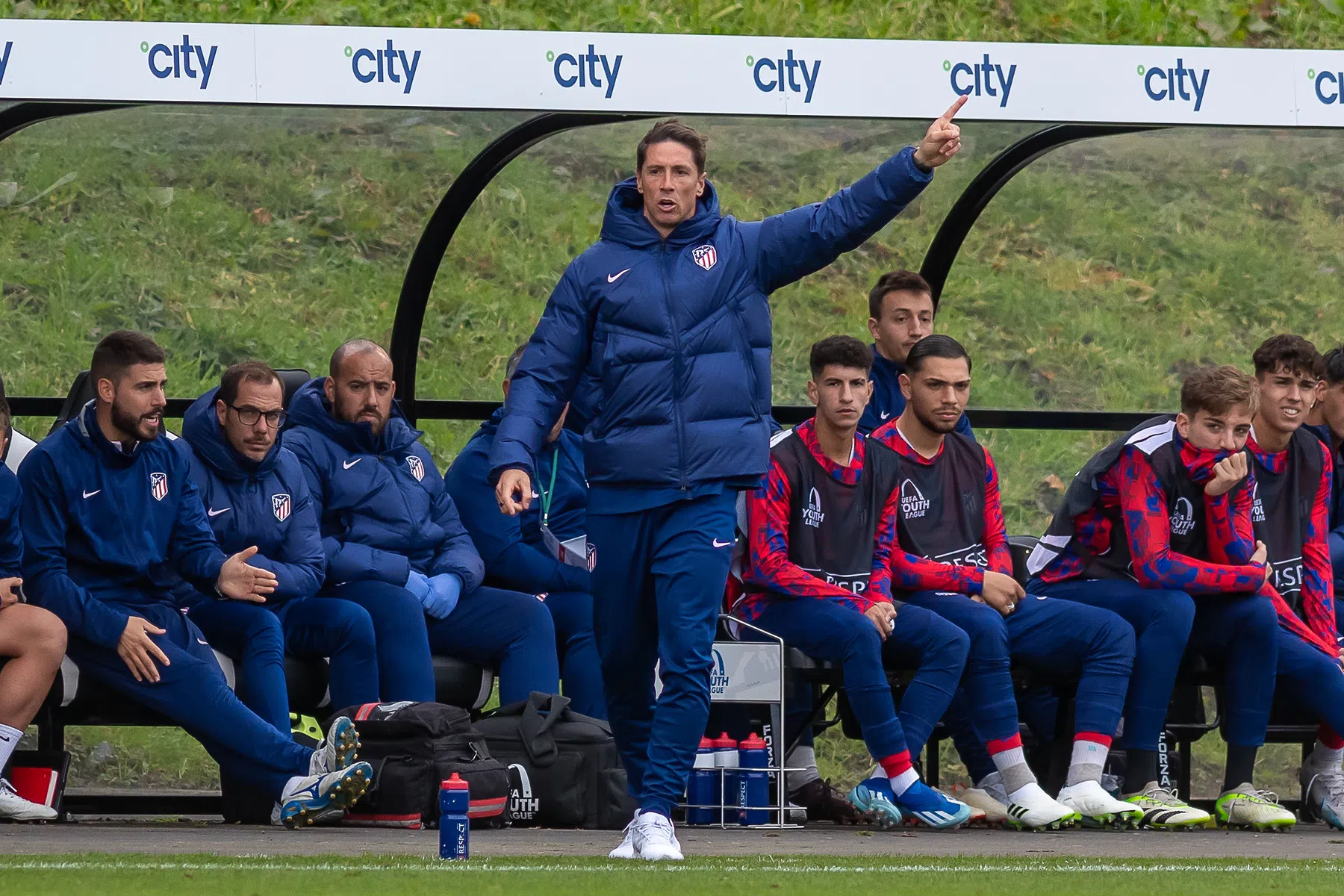Fernando Torres blijft Atlético Madrid opnieuw trouw