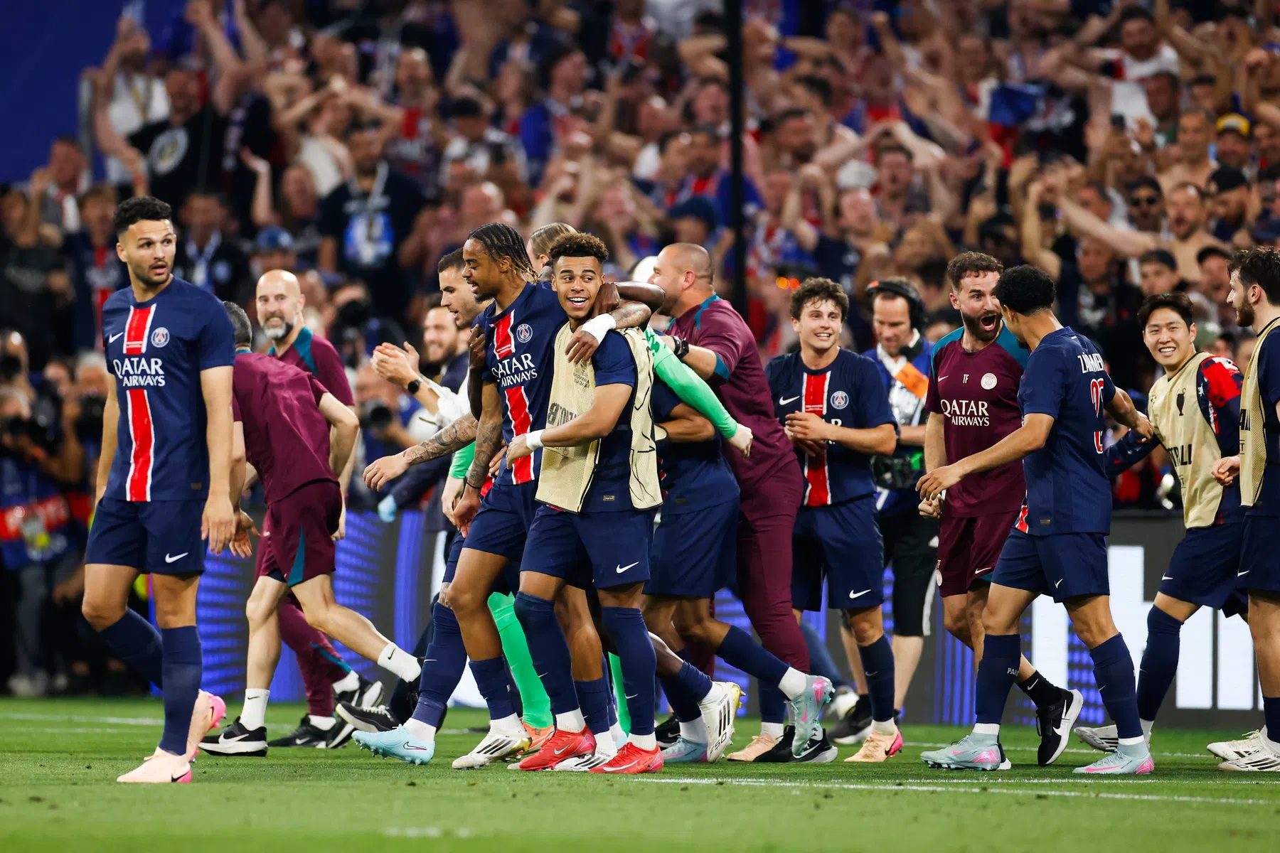 Franse pers komt woorden tekort na CL-zege PSG: 'De heilige graal is binnen'