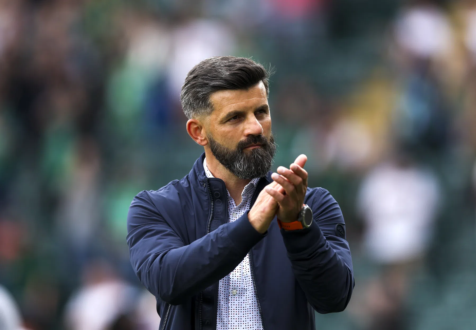 Schalke 04 presenteert opvolger Kees van Wonderen 