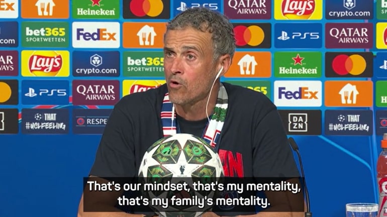 Eerbetoon PSG-fans raakte Luis Enrique: 'Mijn dochter is altijd bij me'