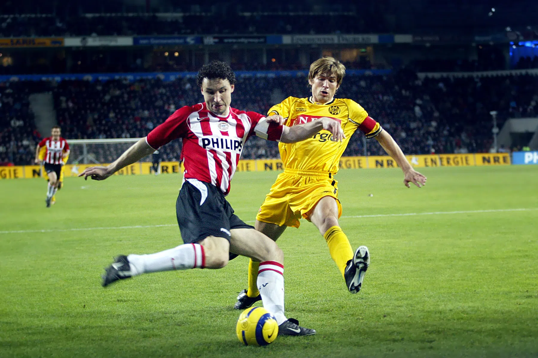 Roda JC presenteert oud-speler Van Dessel als nieuwe hoofdtrainer