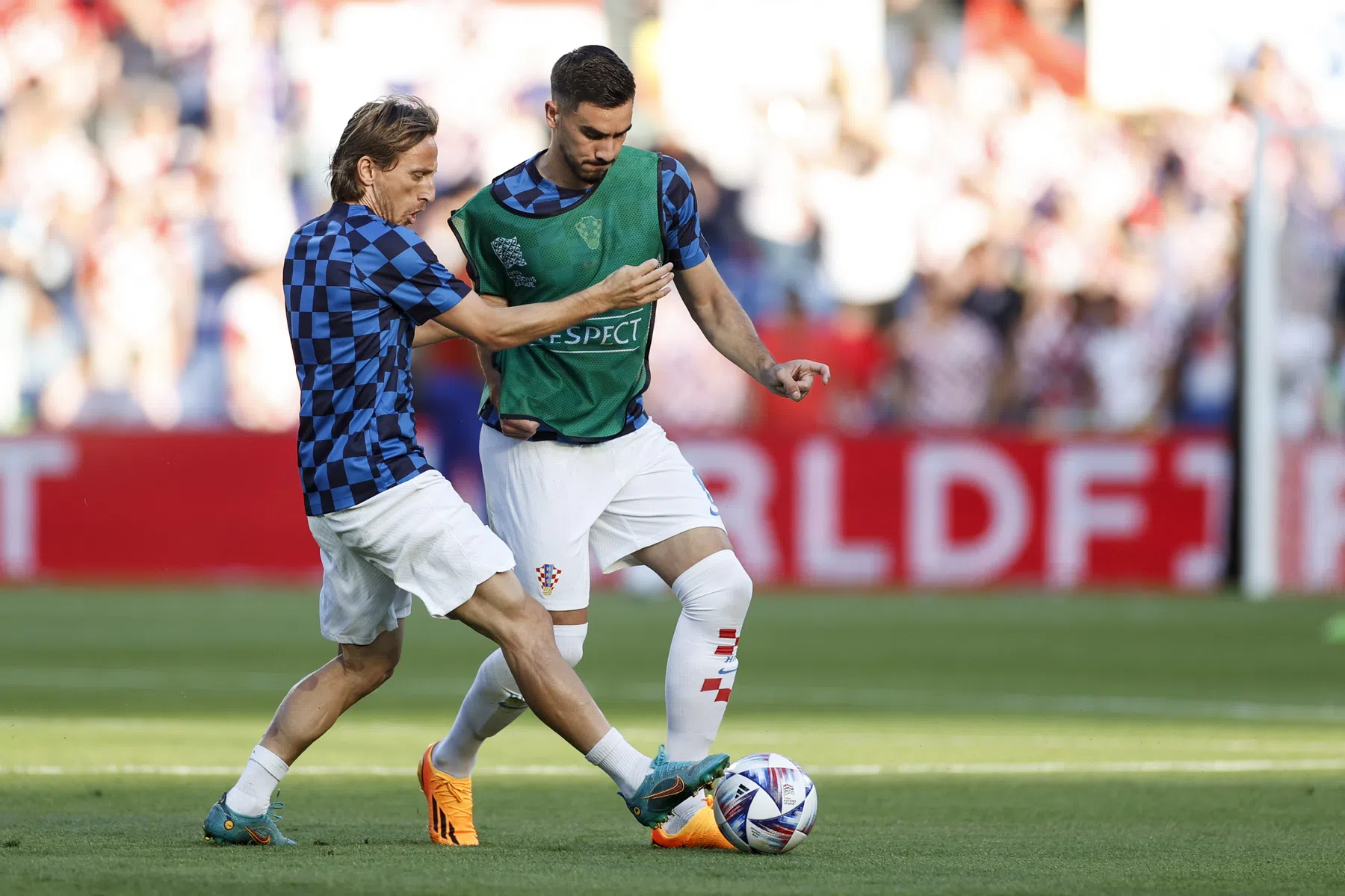 Sutalo grapt over toekomst Modric: 'Waar ik hem graag zou zien?'