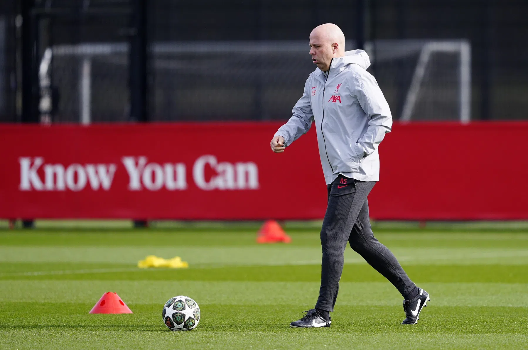 Liverpool deelt plannen voorbereiding: weerzien tussen Slot en Gimenez