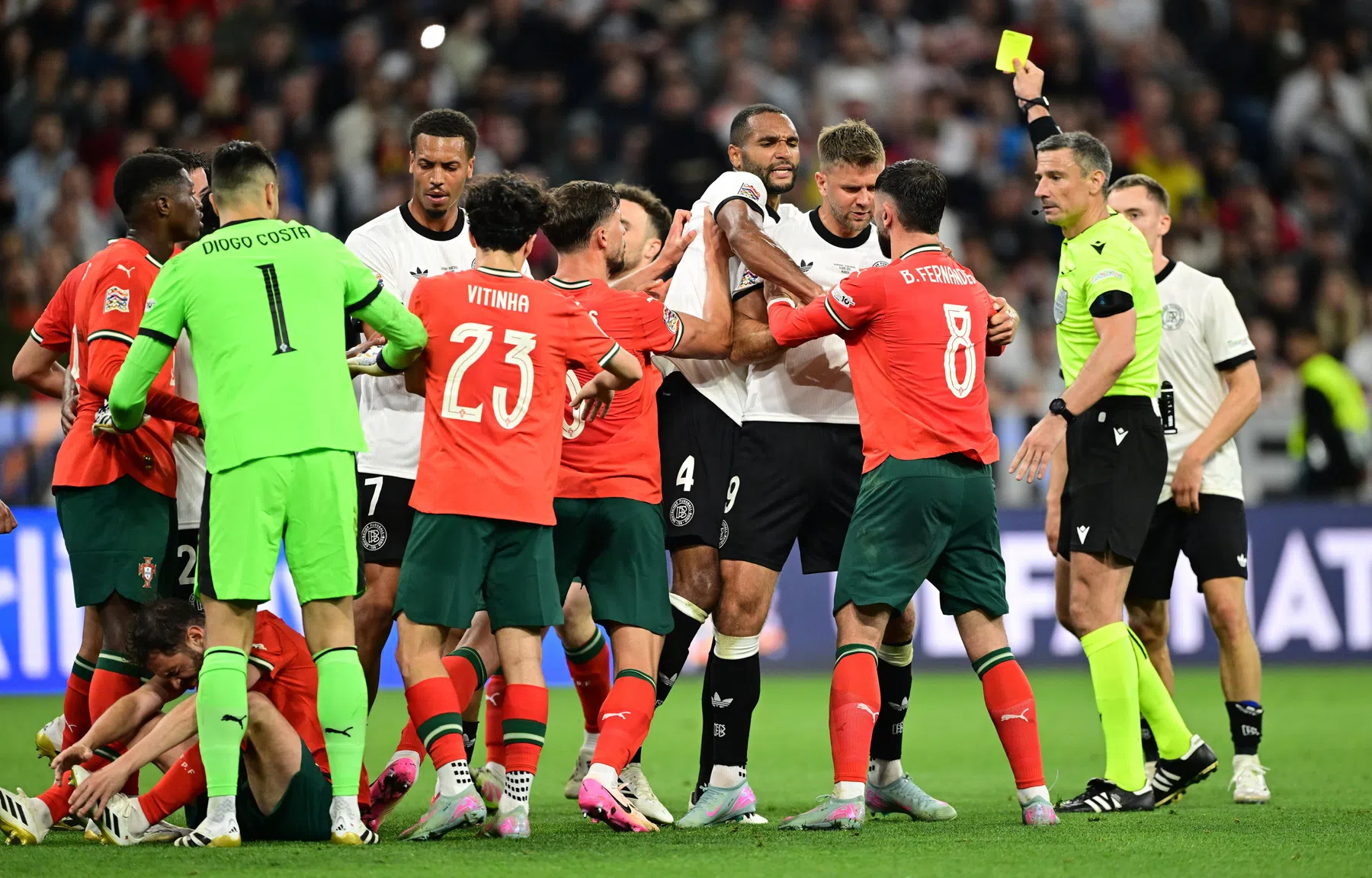 Portugees onbegrip na goal Duitsland: 'De scheidsrechter kent de spelregels niet'