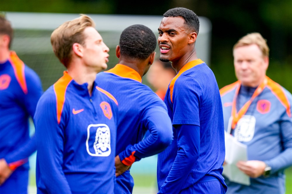 'Het middenveld van Oranje is absolute wereldtop'