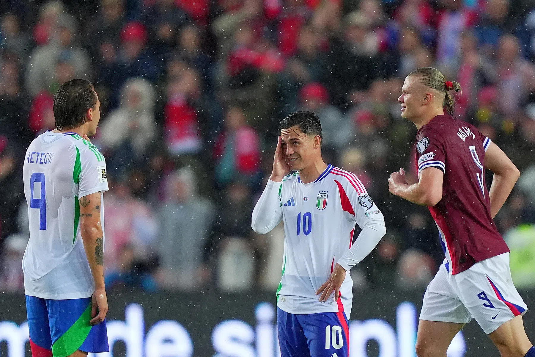 Italië en België slaan modderfiguur, briljant optreden Perisic